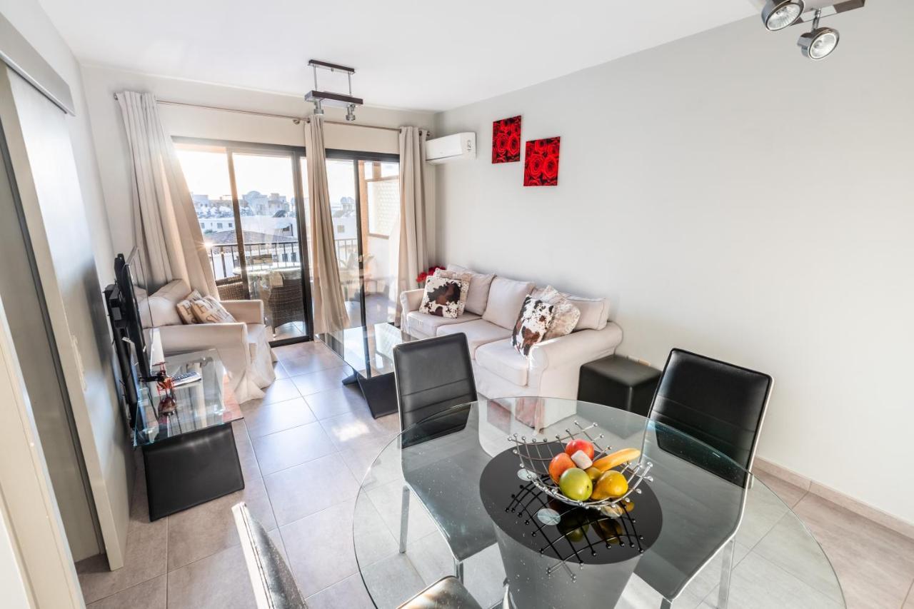 Alexis Apartments - Lovely 2-Bedroom With Swimming Pool Paphos Kültér fotó