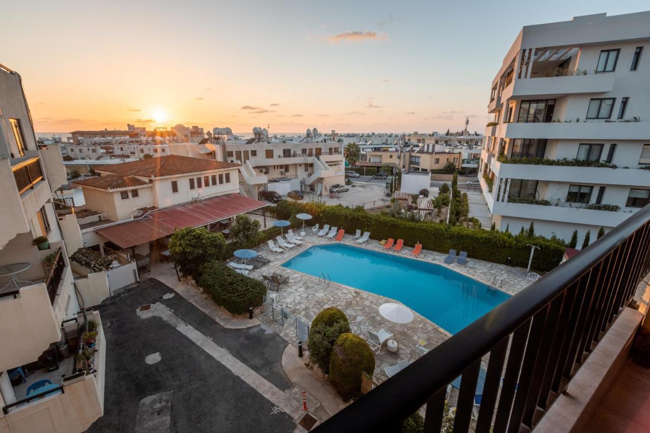 Alexis Apartments - Lovely 2-Bedroom With Swimming Pool Paphos Kültér fotó